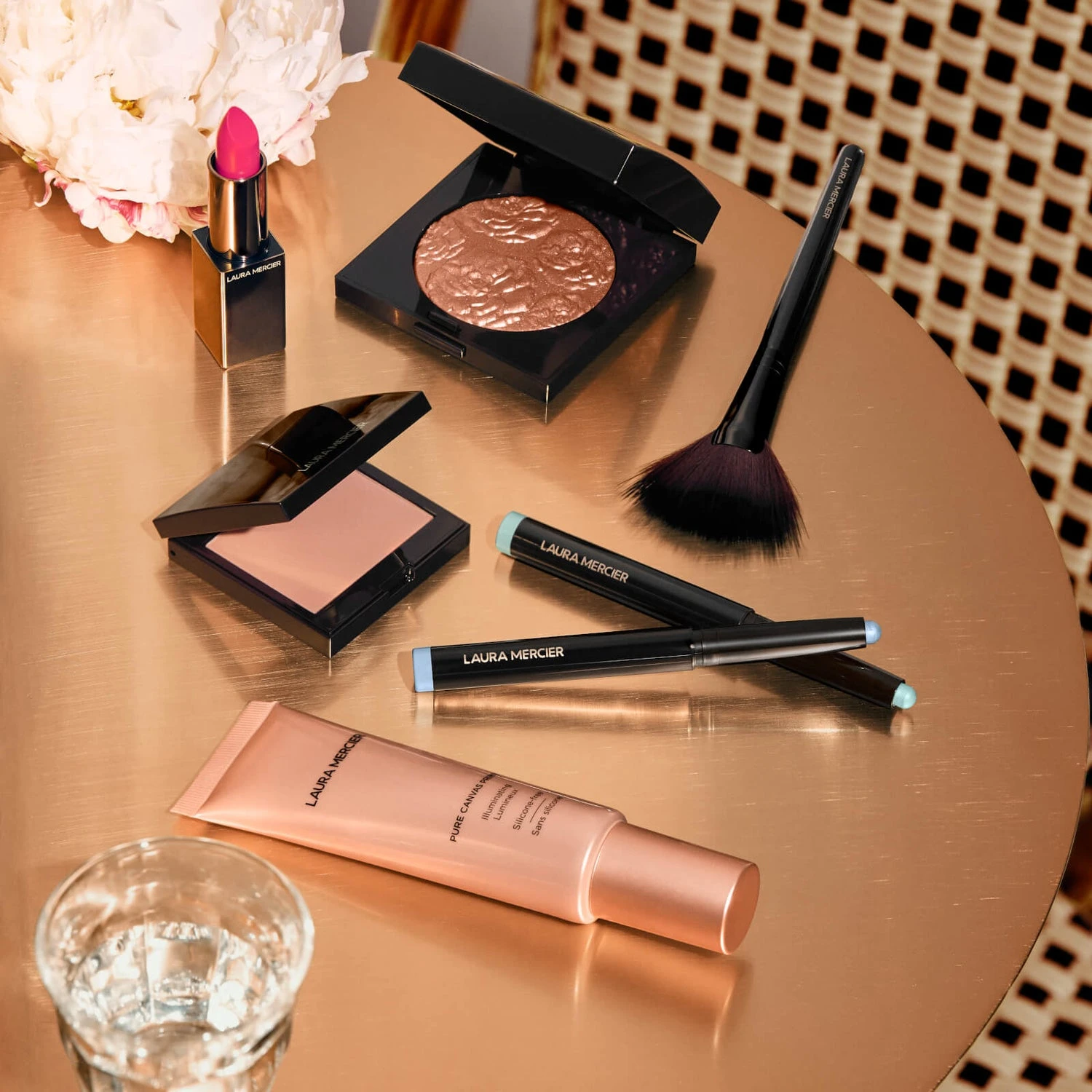 Laura Mercier Rouge Essentiel Silky Crème Lipstick 3.5g (Various Shades) 5 Laura Mercier Rouge Essentiel Silky Crème Lipstick 3.5g (Various Shades) - Image 5