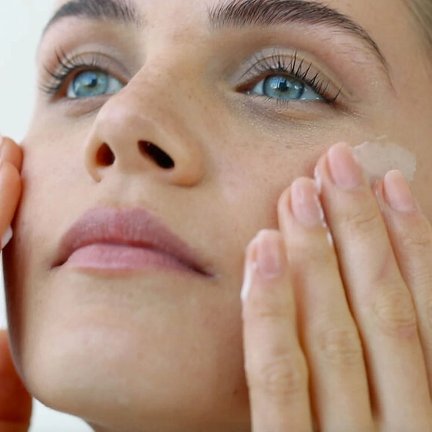 Fresh Vitamin Nectar Glow Moisturiser 50ml 3 Fresh Vitamin Nectar Glow Moisturiser 50ml - Image 3