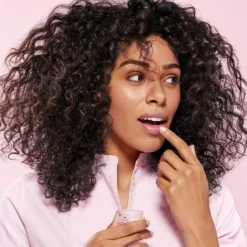 NUXE Hydrating Lip Balm, Very Rose - 15 G 11 NUXE Hydrating Lip Balm, Very Rose - 15 G -Maison Margiela 13128401 1984911452288976