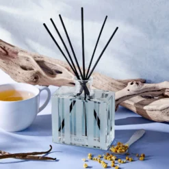 NEST New York Driftwood And Chamomile Reed Diffuser 175ml -Maison Margiela 13534972 1254928088396933