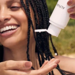 Alpha-H Generation Glow Daily Resurfacing Essence With 5% AHA Complex 100ml 16 Alpha-H Generation Glow Daily Resurfacing Essence With 5% AHA Complex 100ml -Maison Margiela 13654599 1054946144742444