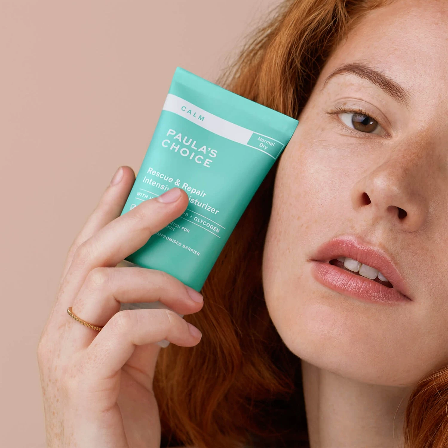 Paula's Choice Calm Rescue And Repair Weightless Moisturiser 60ml 5 Paula's Choice Calm Rescue And Repair Weightless Moisturiser 60ml - Image 5